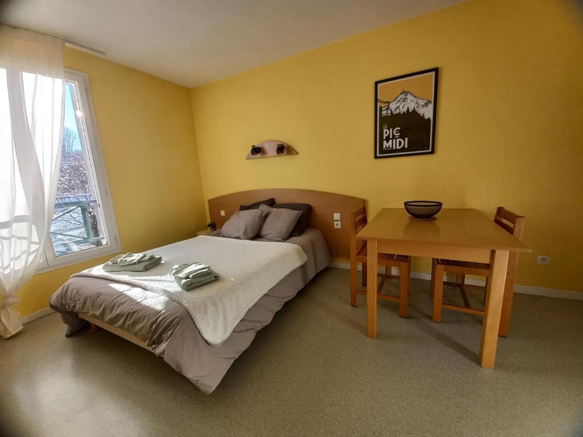 Studio Tres Bien Situe, Belle Vue, Parking Prive Bagnères-de-Bigorre Dış mekan fotoğraf